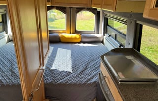 2006 Roadtrek Adventurous RS