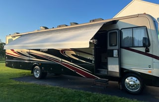 2017 Fleetwood Storm 36F - Bunk Beds!!!