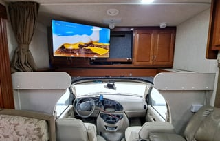 2008 Fleetwood RV Tioga 31M - Self Leveling