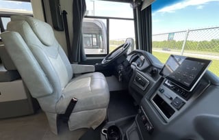 2023 Coachmen Mirada 32LS – Family Adventure Ready