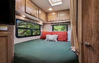 28ft Adventure Rig WITH Outdoor Kitchen & E-Bikes