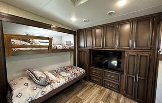 Big Bunk House 5th Wheel