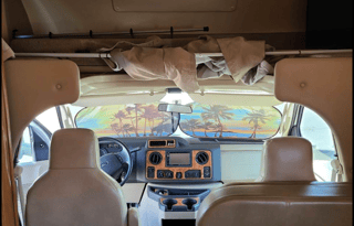 2017 Thor Motor Coach Quantum RQ29