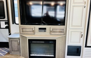 2021 Keystone Couples Cougar travel trailer