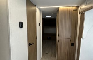 NEW & ELEGANT! 2025 Forest River RV Salem 31KQBTS