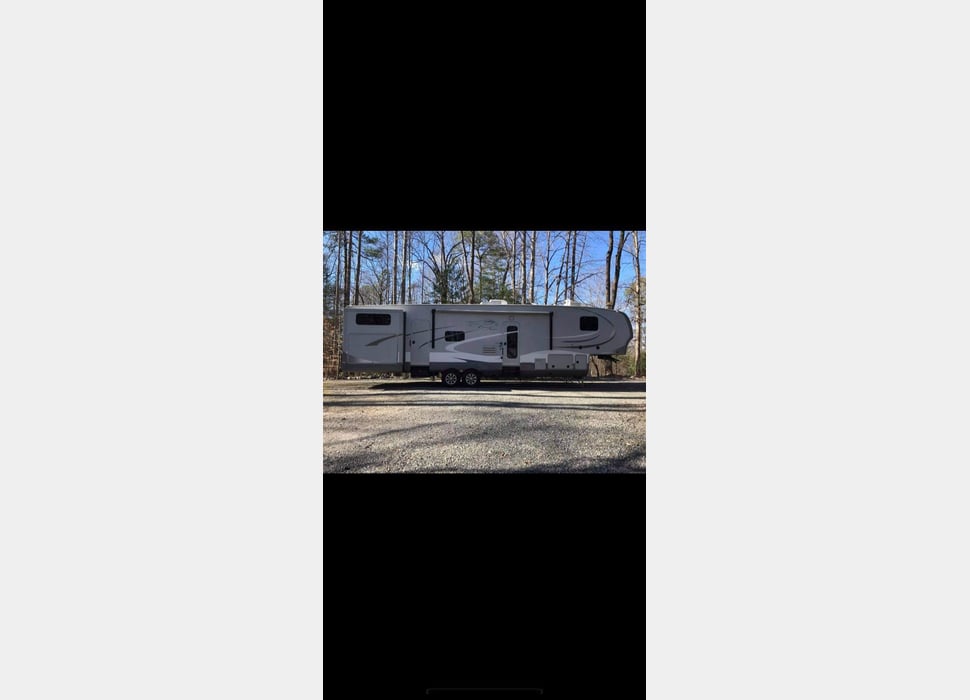 Fifth Wheel rentals in Raleigh