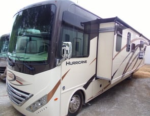 Thor Motor Coach Hurricane 34J