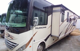 Like-New, Clean and Spacious Family-Friendly Class-A