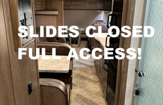 "Right Size" Class A. Sleeps 7 & Easy to Drive