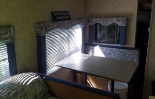 2005 Dutchman Sport 24L