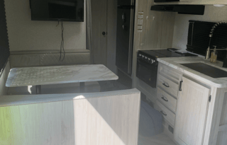 2023 Della Terra (East to West) 250BH