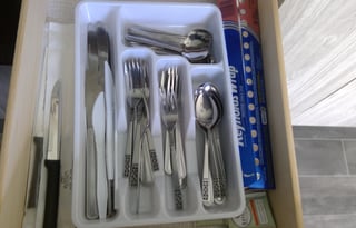 Queen, privacy curtain, bunks! Del. Available!