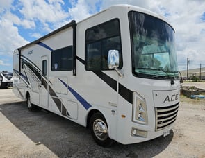 Thor Motor Coach ACE 32B