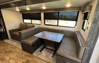 2022 Keystone RV Hideout 28BHSWE