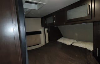 2017 Dutchmen RV Kodiak Ultra Lite 246BHSL
