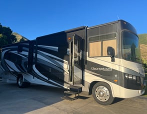 Forest River RV Georgetown 364TS