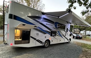 Road Birds’  2023  Windsport 29M ready to roll!