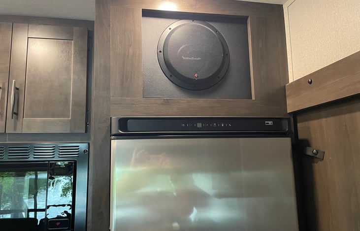 Subs if you wanna jam.