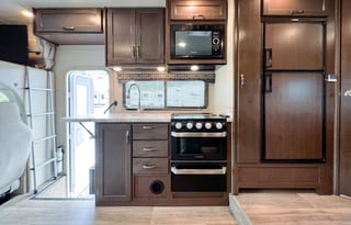 2020 Thor Motor Coach Freedom Elite