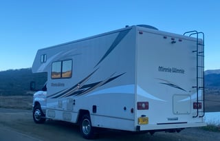 2018 Winnebago Minnie Winnie 22R