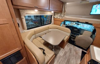 2016 Winnebago Spirit 22R