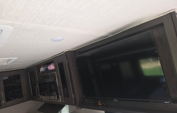32 inch tv