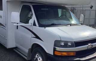 2014 Winnebago Alaskan Adventurer