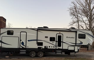 2018 Heartland Prowler P326