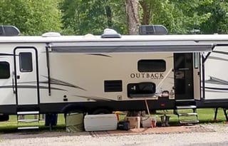 2018 Keystone Outback- HAL511