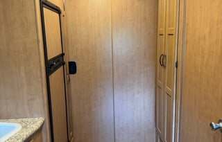Mountain View Escape 2016 Thor ACE Coach +  Bikes