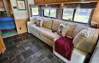 2013 Winnebago Vista 35F - FREE UNLIMITED INTERNET