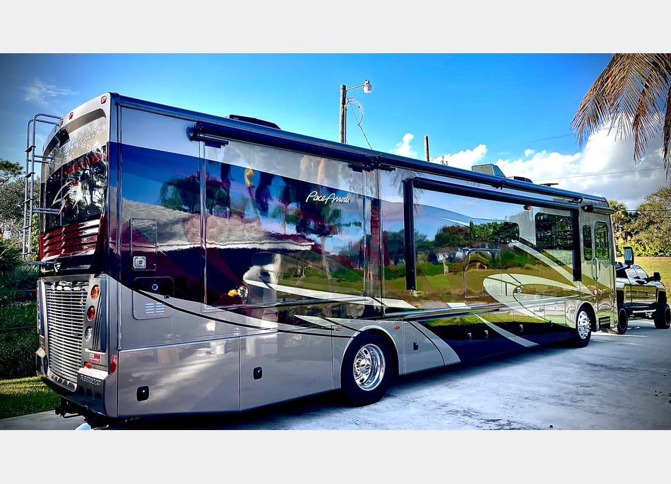 Class A Motor Home rentals in Boca Raton