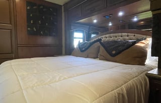 Entegra Luxury Motorcoach with Amenities Galore!