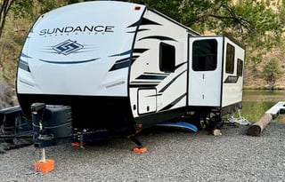 Fun Family Trailer! '22 Sundance Ultra Lite