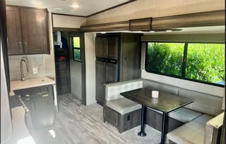 2021 Grand Design Reflection 28BH (Delivery Only)