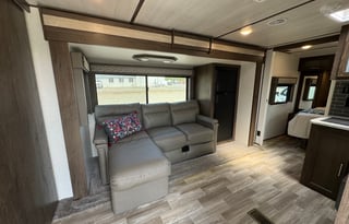 Nice and Ready to camp - with large bathroom!