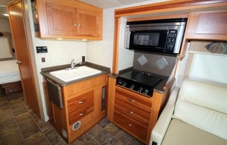 Unlimited Mileage Winebago Itasca Cambria 30C