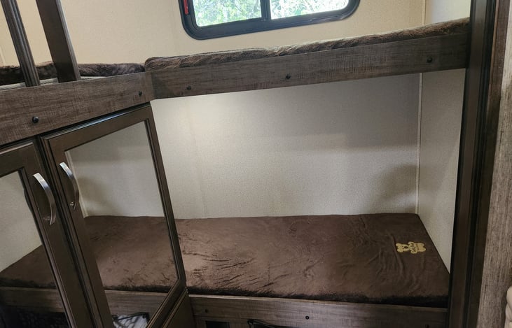 Rear bunk