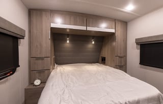 The Ultimate Family Bunkhouse Outdoor Kitchen 33ft
