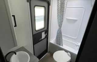 Adventurous 2023 Keystone Hideout: Sleeps 8