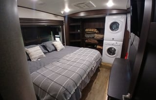 The whole family 3 bedroom Camper