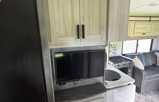 2023 Forest River bunkhouse SLEEPS 8-10!