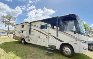 “Captain” - Spacious and easy-to-drive | Sleep 6–8