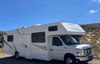 2019 Thor Motor Coach 28A Majestic