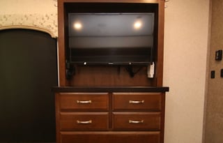 Delilah's Daydream- 2017 Jayco Pinnacle 36FBTS RL