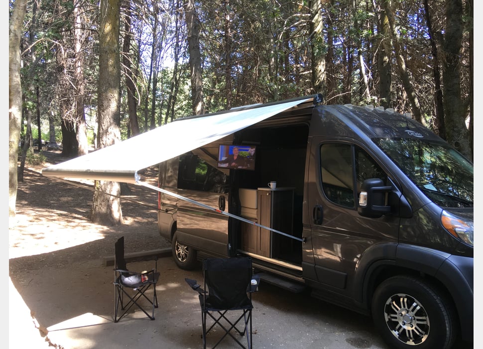 Class B Camping Van rentals in Los Angeles