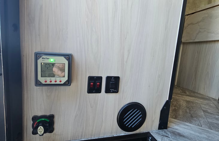 Solar power and battery converter panel