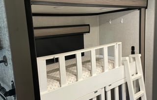 2021 CrossRoads RV Cameo CE3961MB