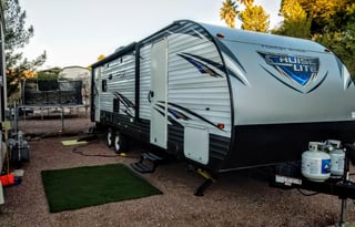 Remodeled 2018 Forest River Cruise Lite 254RLXL