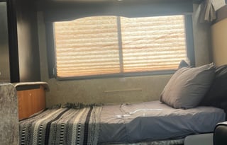 2010 Thor Four wind 23A Majestic